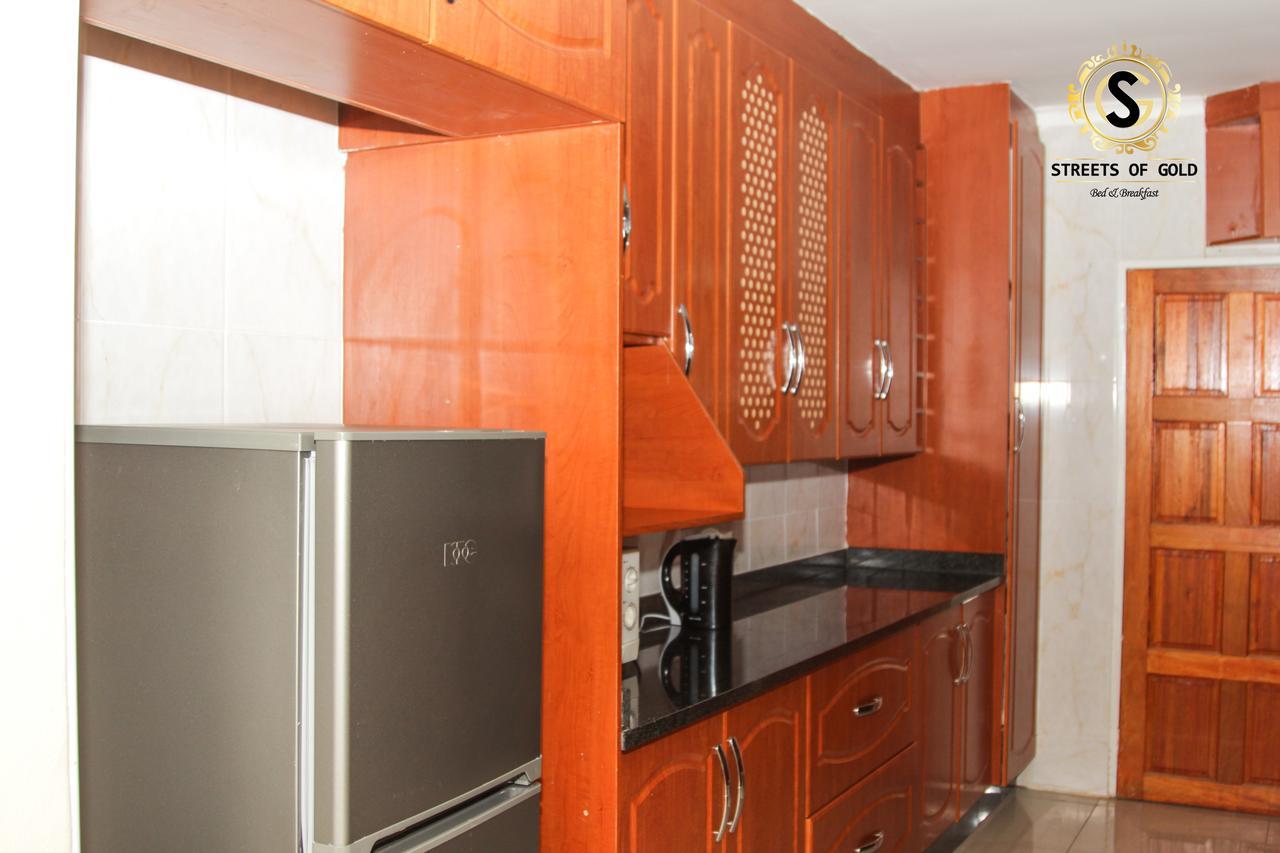גאבורון Streets Of Gold Guest House מראה חיצוני תמונה